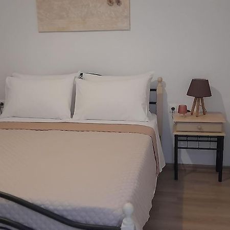 4 Season Cozy Home Самотраки Екстериор снимка